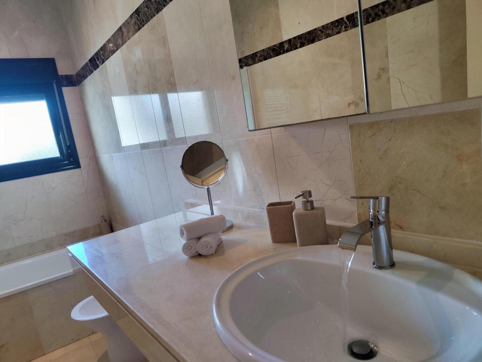 דירות אסטפונה Luxury Duplex Infinity Pool Ehhouse מראה חיצוני תמונה