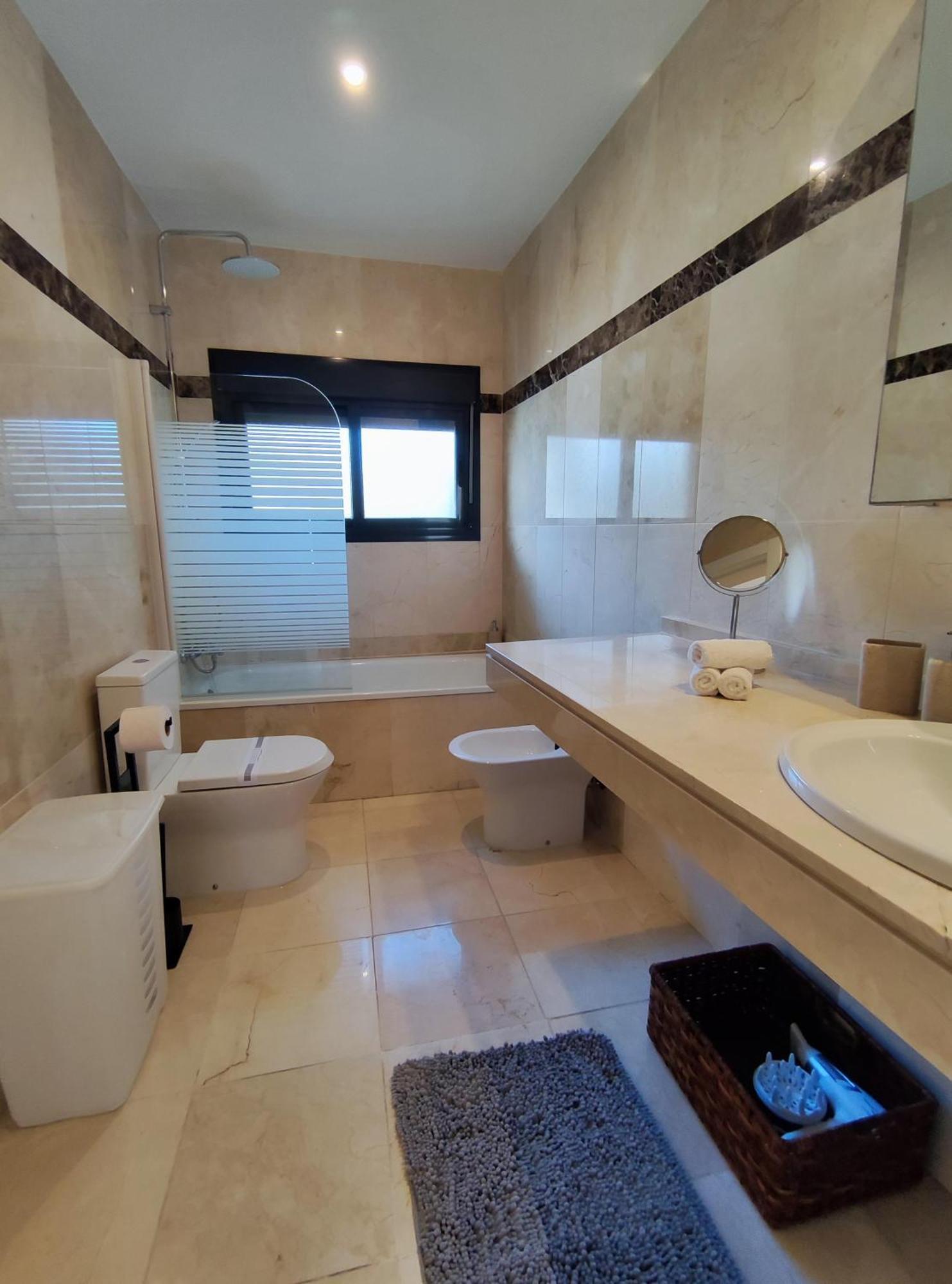 דירות אסטפונה Luxury Duplex Infinity Pool Ehhouse מראה חיצוני תמונה